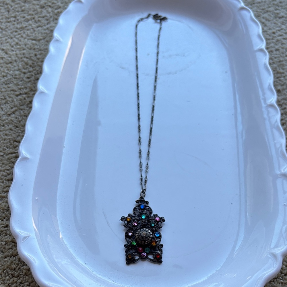 Antique Multicolor Pendant Necklace